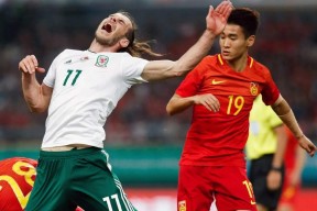 爱游戏娱乐-夏洛特黄蜂今晨强势反弹，志在中超名次提升，态度坚定，临场指挥获称赞(金牛座导弹与中国鹰击21谁更强)