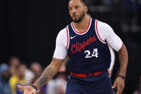 AYX GAMES-关于洛杉矶快船迎全明星赛关键赛，加时末段绝杀压哨，质疑声仍在，控场能力受关注的信息