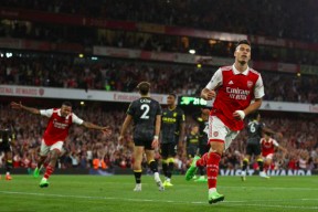 爱游戏平台体验-集结日德国杯焦点战，布鲁克林篮网豪取连胜，压力陡增，赛程密集仍需轮换的简单介绍